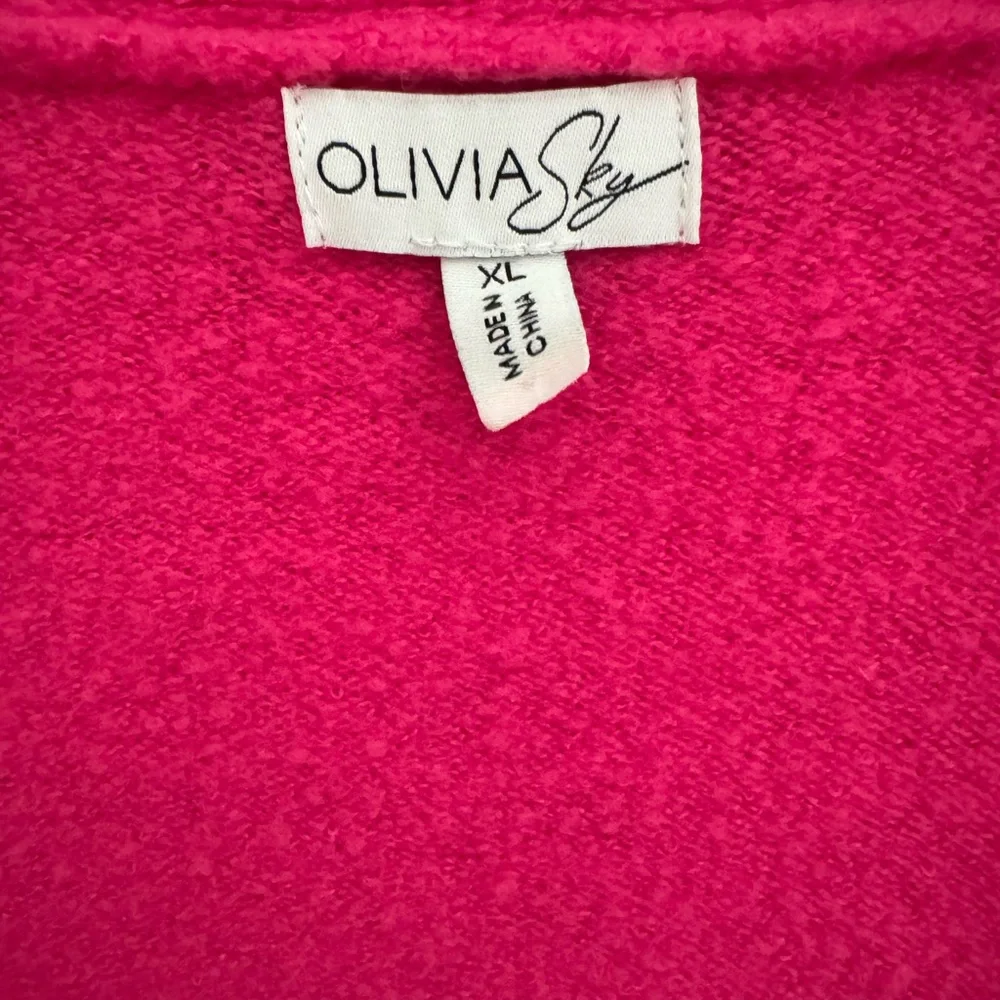Hot Pink Cardigan Size XL 5 x $25 - Picture 3 of 3
